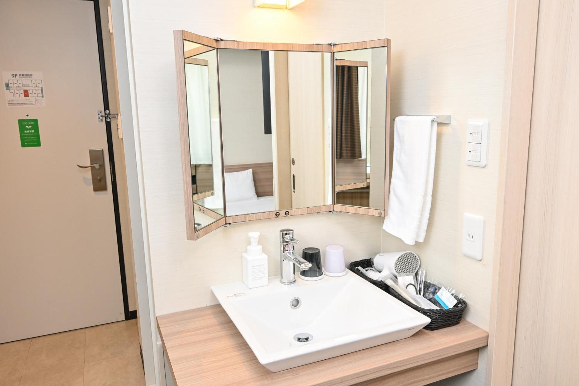 Sanco Grande Hamamatsucho Hotel 3*